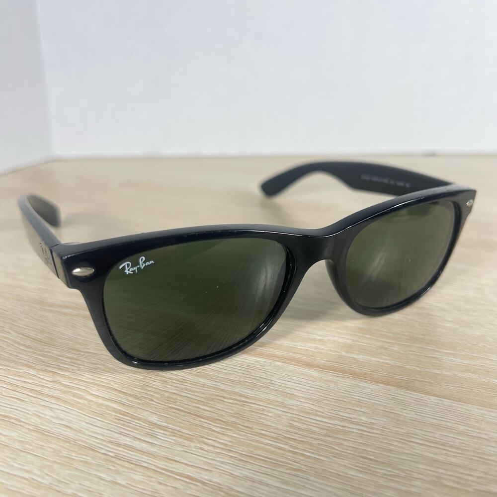 Ray-Ban RB2132 New Wayfarer Sunglasses Polarized Lenses 901 55-18 Black